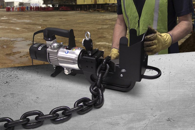 How To Safely Cut Chains With a Chain Cutter?