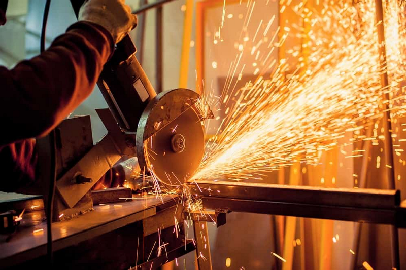 How To Cut Steel Bars Quickly And Safely？