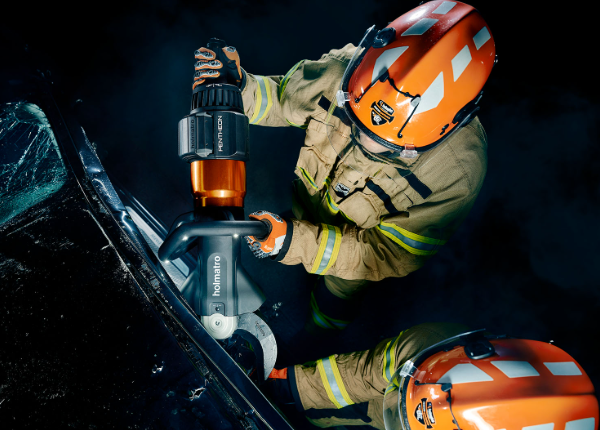 Hydraulic rescue cutters